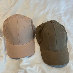 2 adjustable back baseball caps light pink and charcoal gray